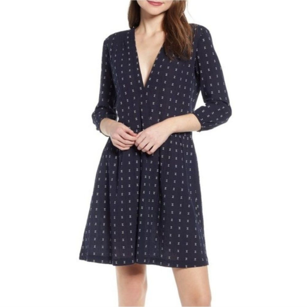 Damsel + The Odells Navy Floral Breeze Plunge  Faux Wrap Slip Dress S F9